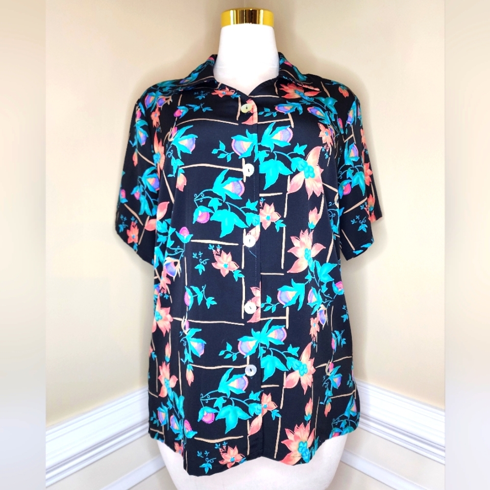 Vintage Bend Over Black Floral Print Button-Up Shirt